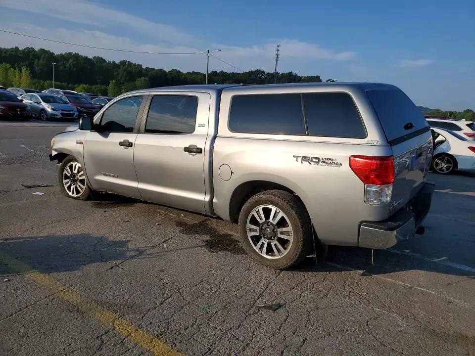 2011 TOYOTA TUNDRA CREWMAX SR5  