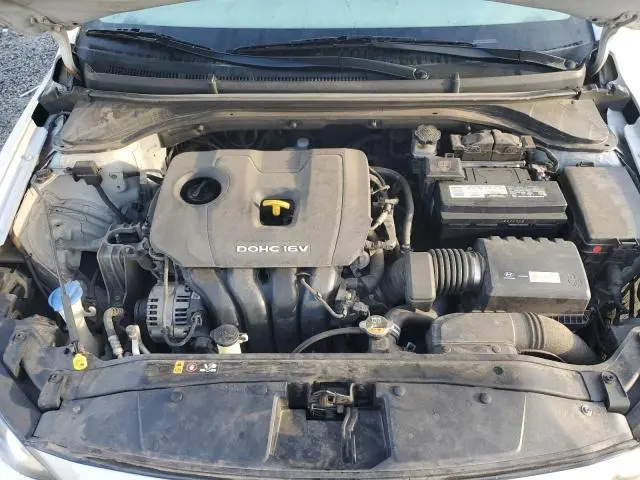 2017 HYUNDAI ELANTRA SE  