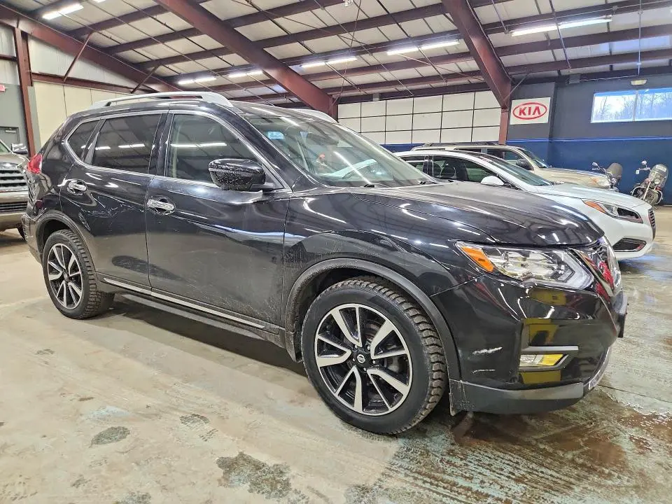 2020 NISSAN ROGUE SL  