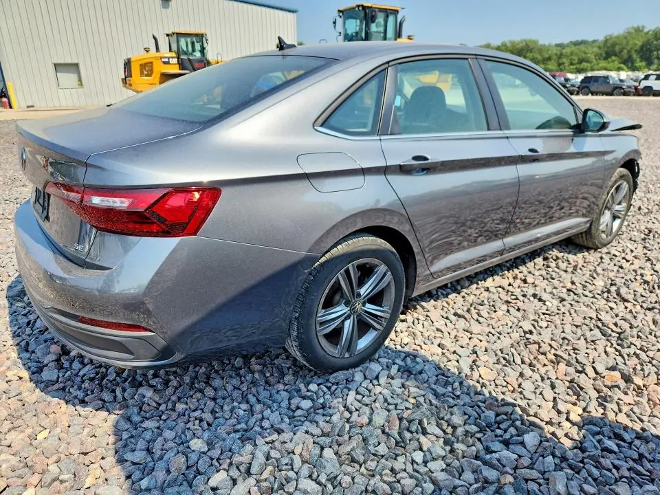 2024 VOLKSWAGEN JETTA SE  