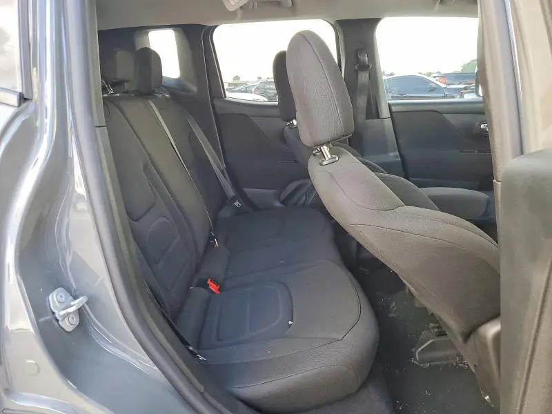 2021 JEEP RENEGADE LATITUDE  
