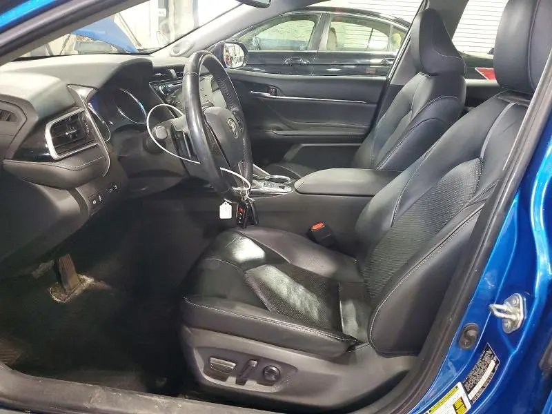 2018 TOYOTA CAMRY XSE  