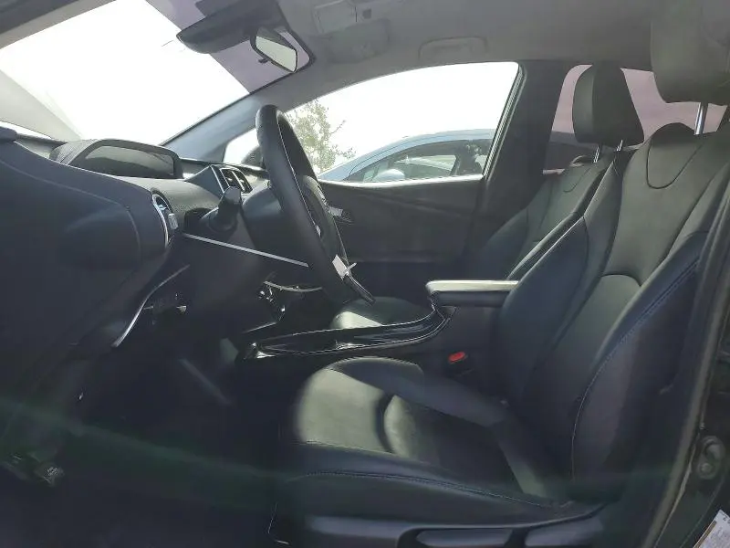 2016 TOYOTA PRIUS THREE TOURING  