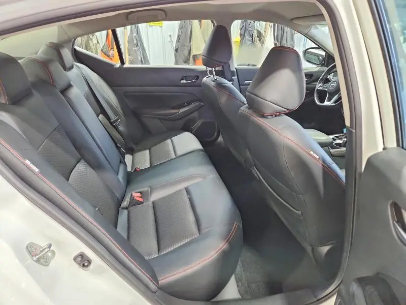 2023 NISSAN ALTIMA SR  