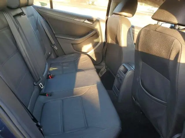 2012 VOLKSWAGEN JETTA   