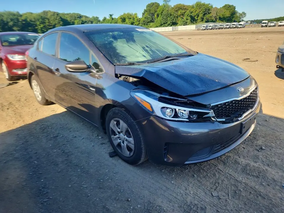 2018 KIA FORTE LX  