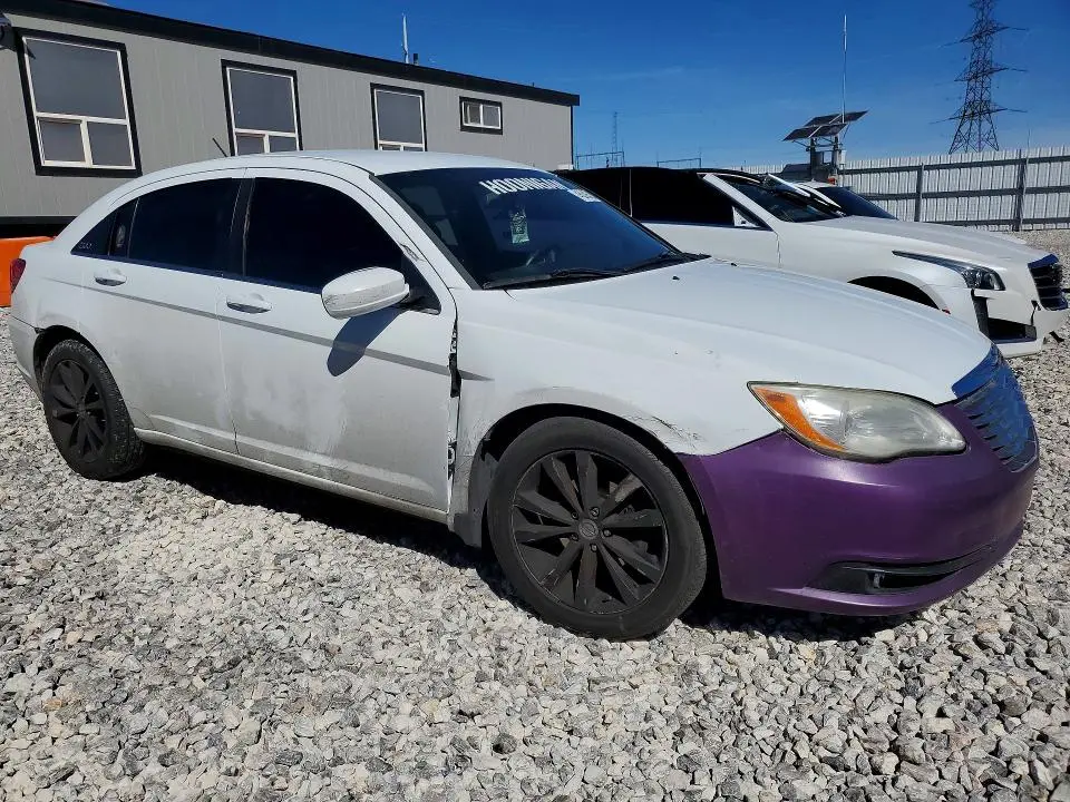 2013 CHRYSLER 200 TOURING  