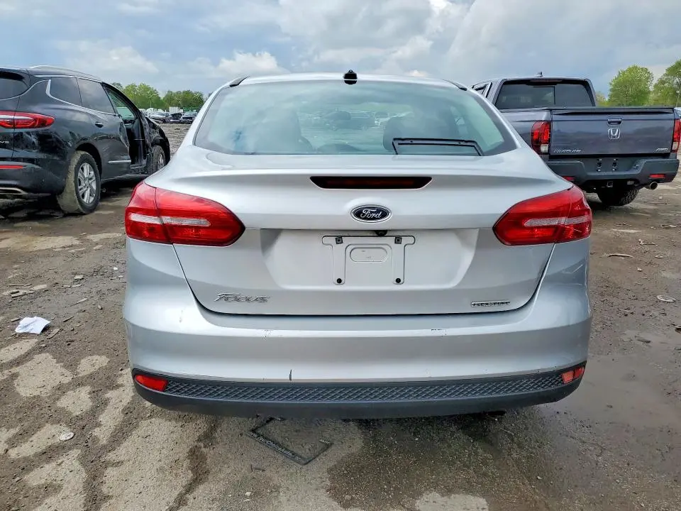 2015 FORD FOCUS S  