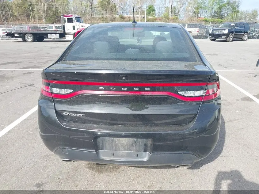 2016 DODGE DART SXT