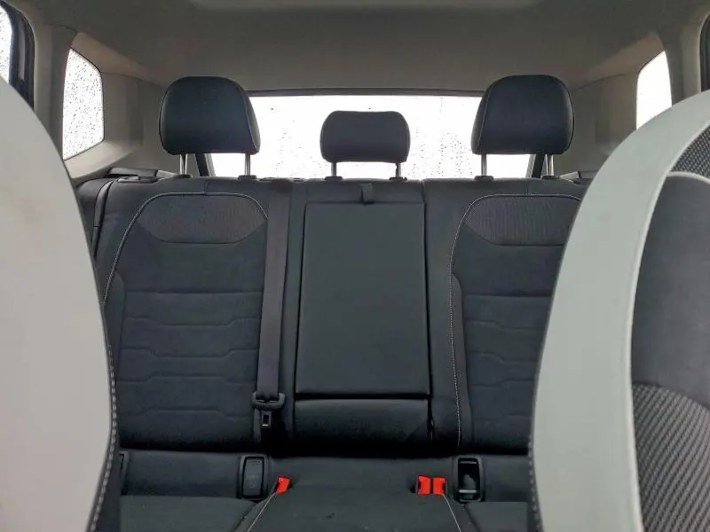 2025 VOLKSWAGEN TAOS SE  