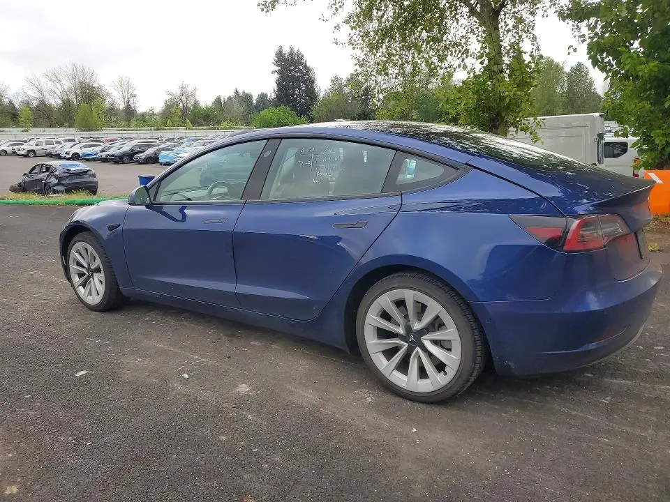 2022 TESLA MODEL 3   