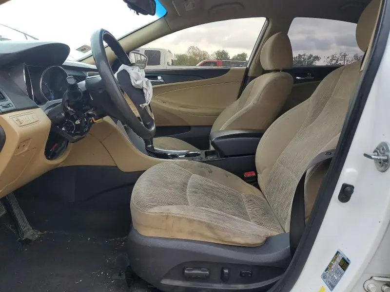 2013 HYUNDAI SONATA GLS  