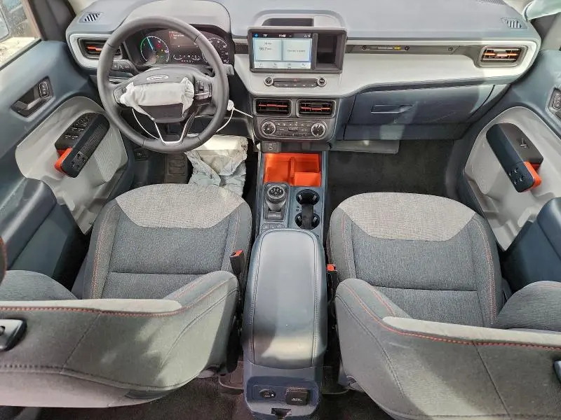 2023 FORD MAVERICK XL  