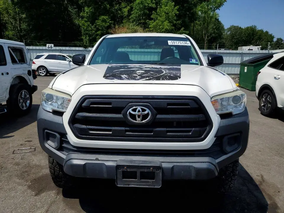 2016 TOYOTA TACOMA SR  