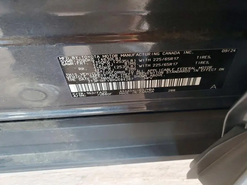 2024 TOYOTA RAV4 XLE  