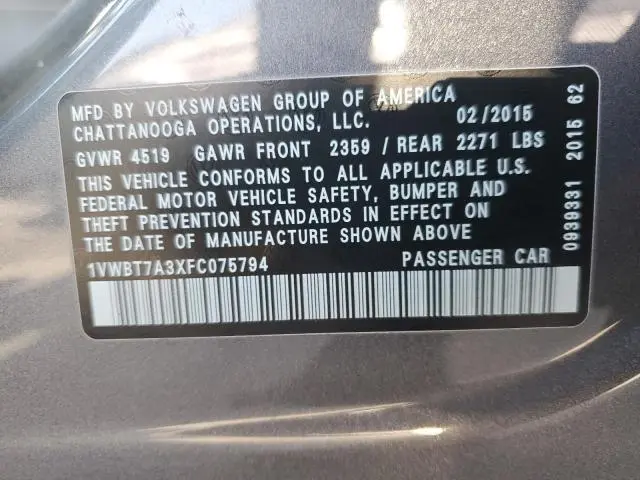 2015 VOLKSWAGEN PASSAT SE  