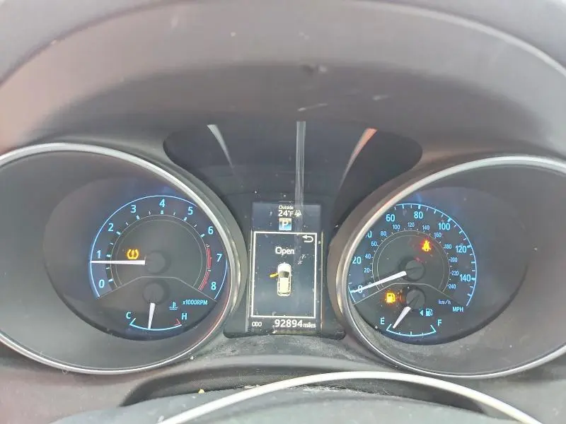 2018 TOYOTA COROLLA IM   