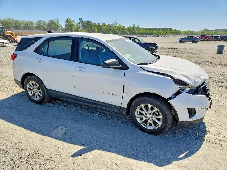 2018 CHEVROLET EQUINOX LS  