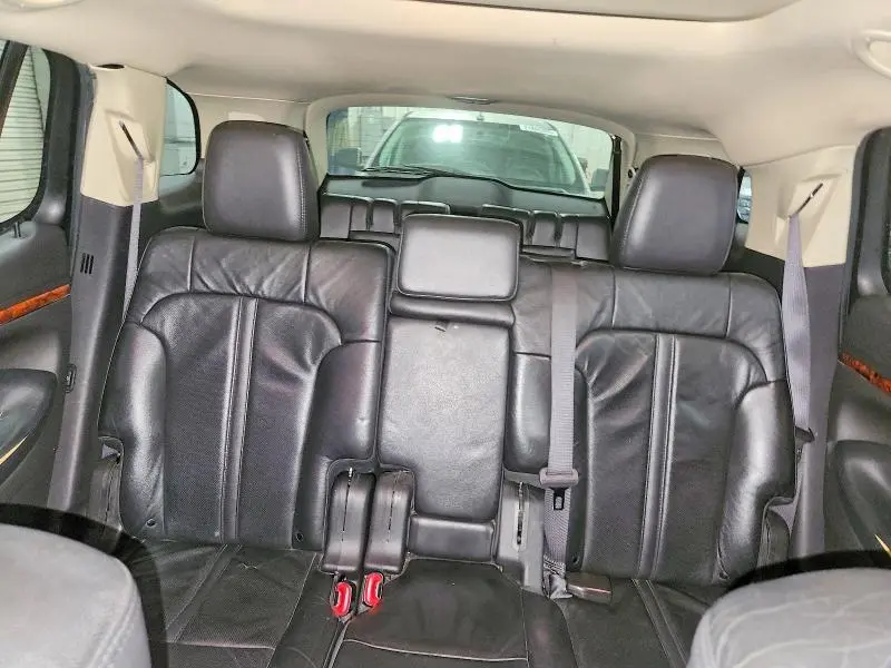 2019 LINCOLN MKT   