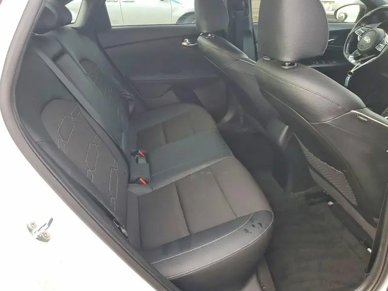 2021 KIA FORTE GT LINE  