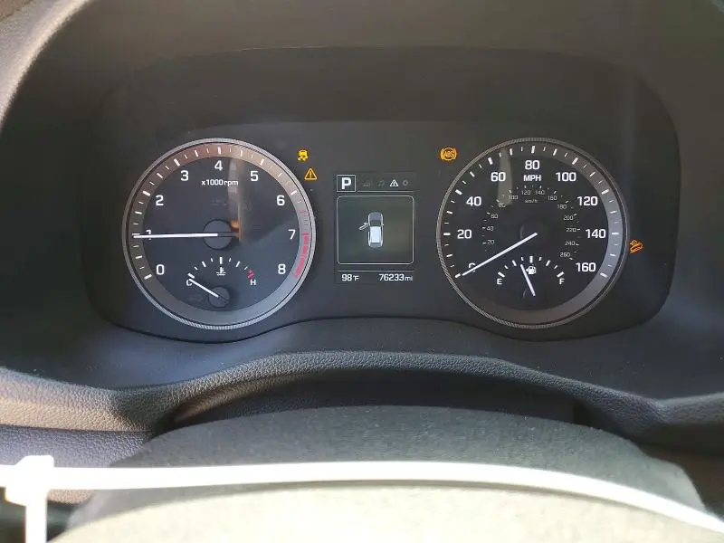 2017 HYUNDAI TUCSON SE  