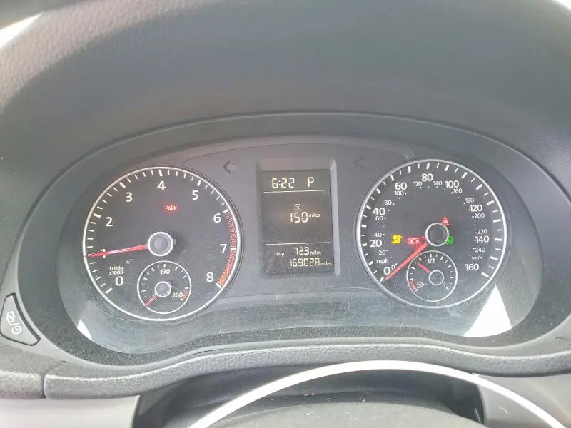 2014 VOLKSWAGEN PASSAT S  