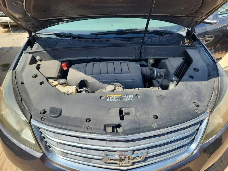 2013 CHEVROLET TRAVERSE LT  