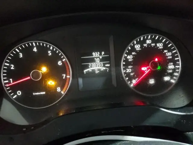 2012 VOLKSWAGEN JETTA SE  