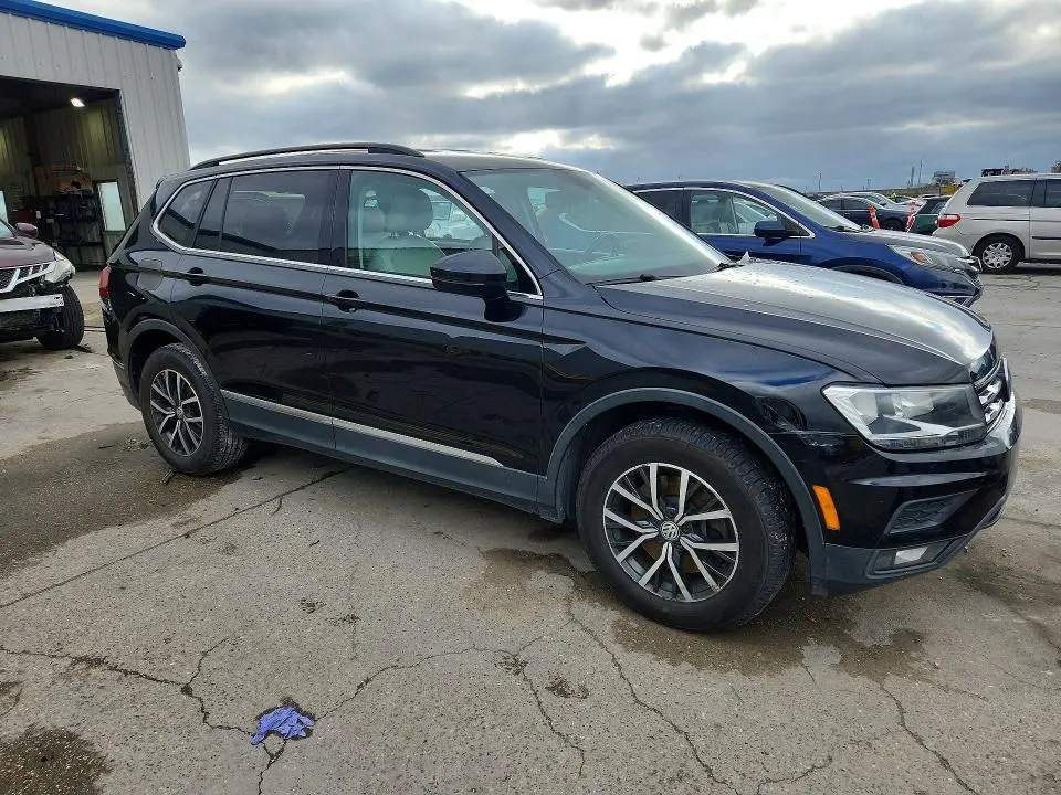 2018 VOLKSWAGEN TIGUAN SE  