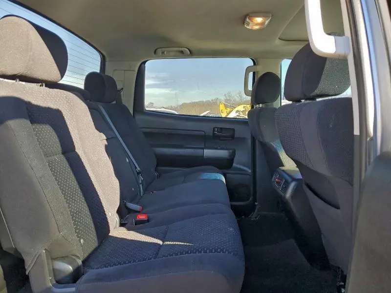 2013 TOYOTA TUNDRA CREWMAX SR5  