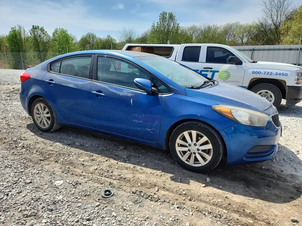 2014 KIA FORTE LX  