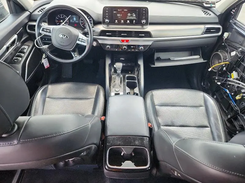 2020 KIA TELLURIDE LX  
