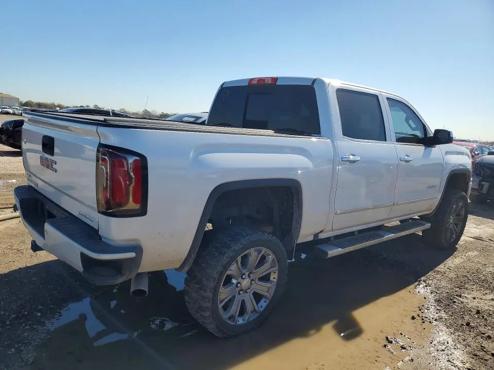 2017 GMC SIERRA C1500 DENALI  