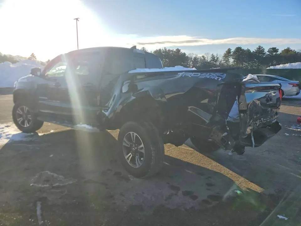 2017 TOYOTA TACOMA TRD SPORT  