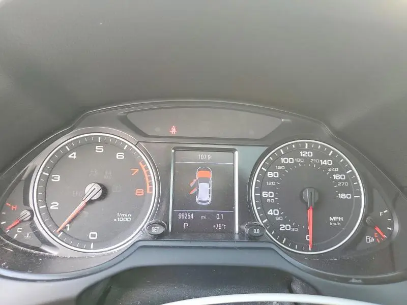 2010 AUDI Q5 PREMIUM PLUS  