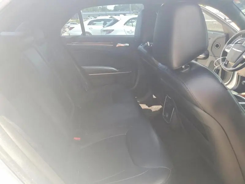 2013 CHRYSLER 300   
