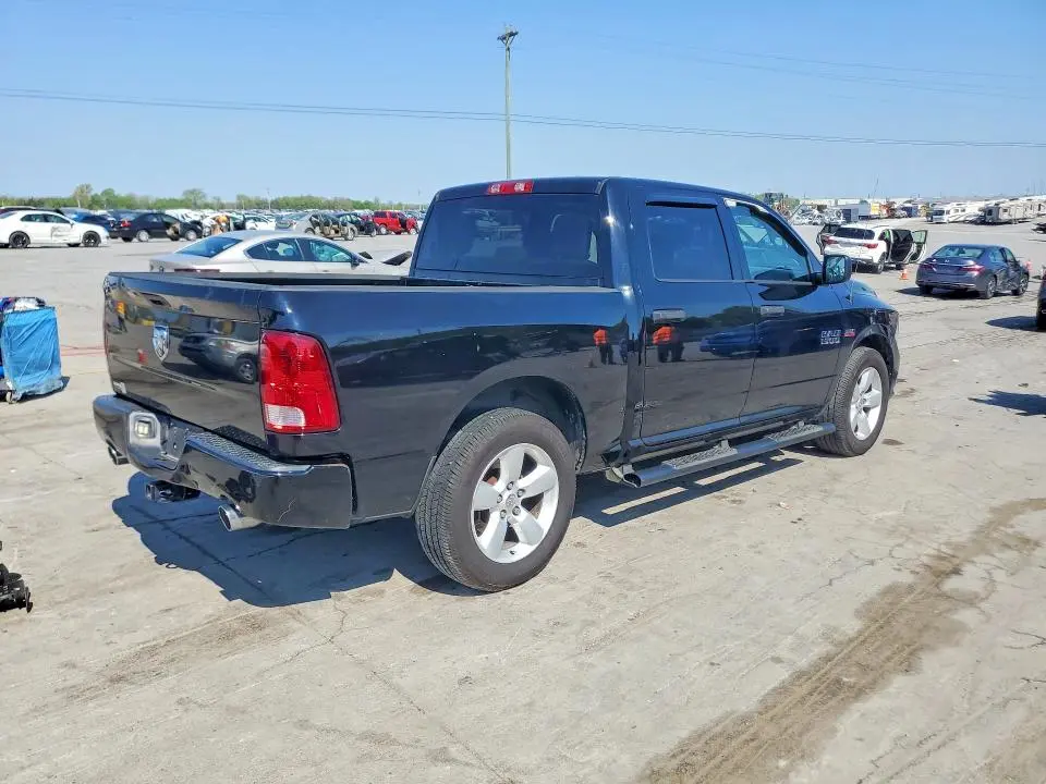 2014 RAM 1500 ST  