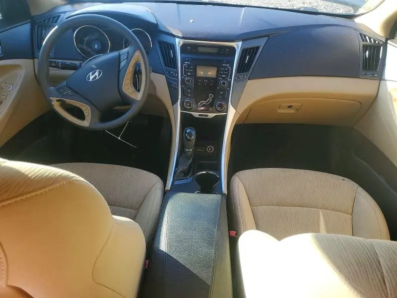 2011 HYUNDAI SONATA GLS  