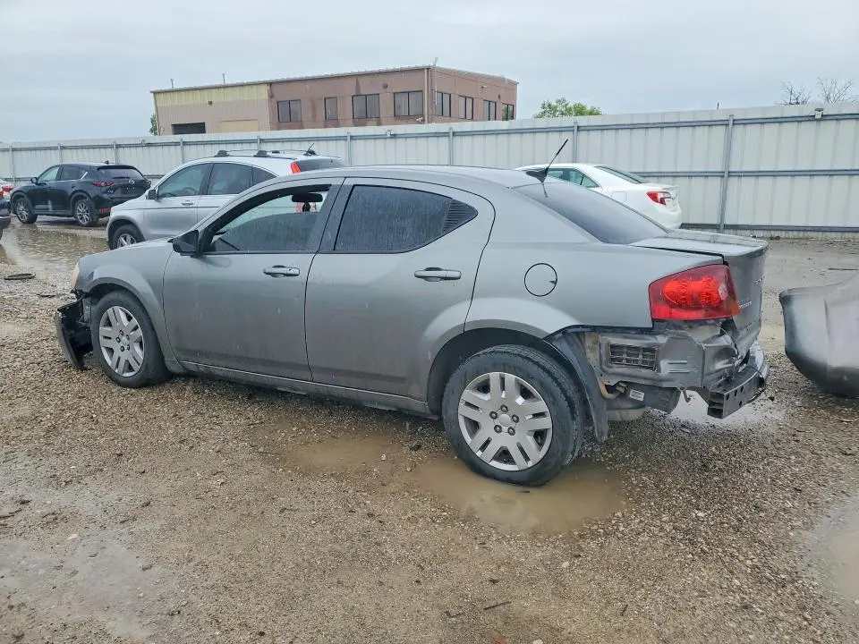 2013 DODGE AVENGER SE  
