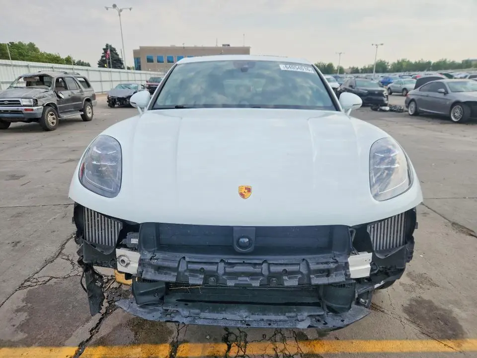 2024 PORSCHE MACAN S  