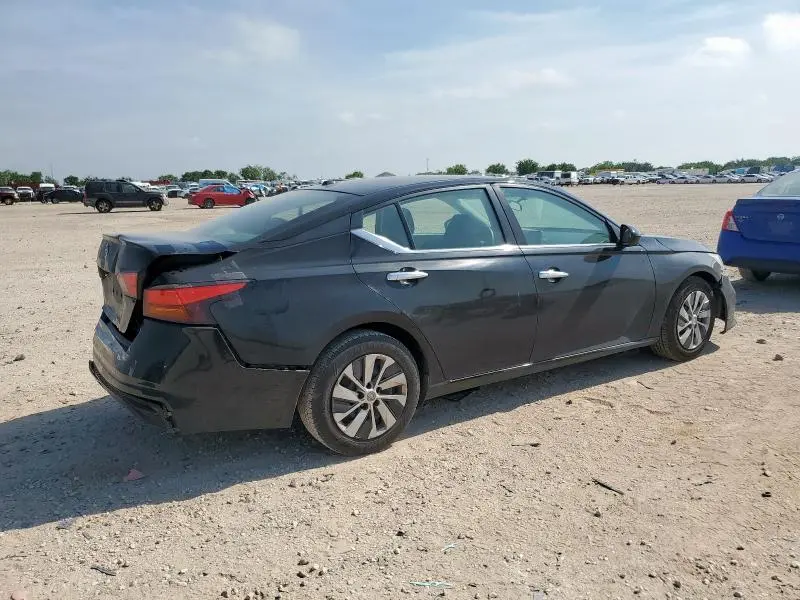 2019 NISSAN ALTIMA S  