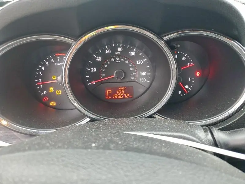 2012 KIA SORENTO BASE  