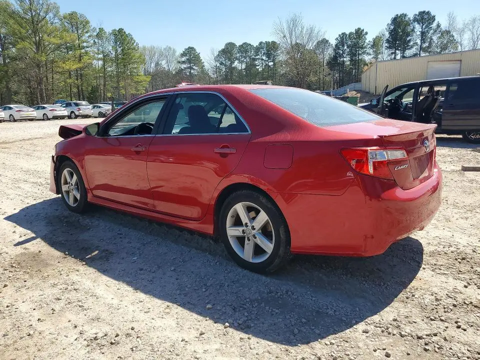 2012 TOYOTA CAMRY SE  