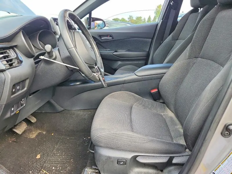 2018 TOYOTA C-HR XLE PREMIUM  