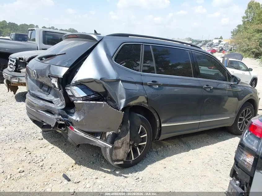 2021 VOLKSWAGEN TIGUAN  