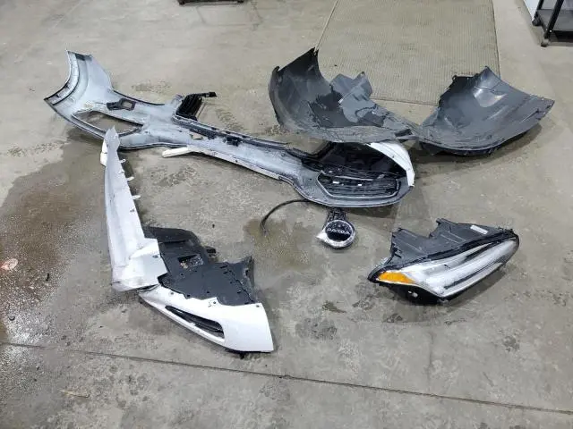 2019 VOLVO XC90 T6 MOMENTUM