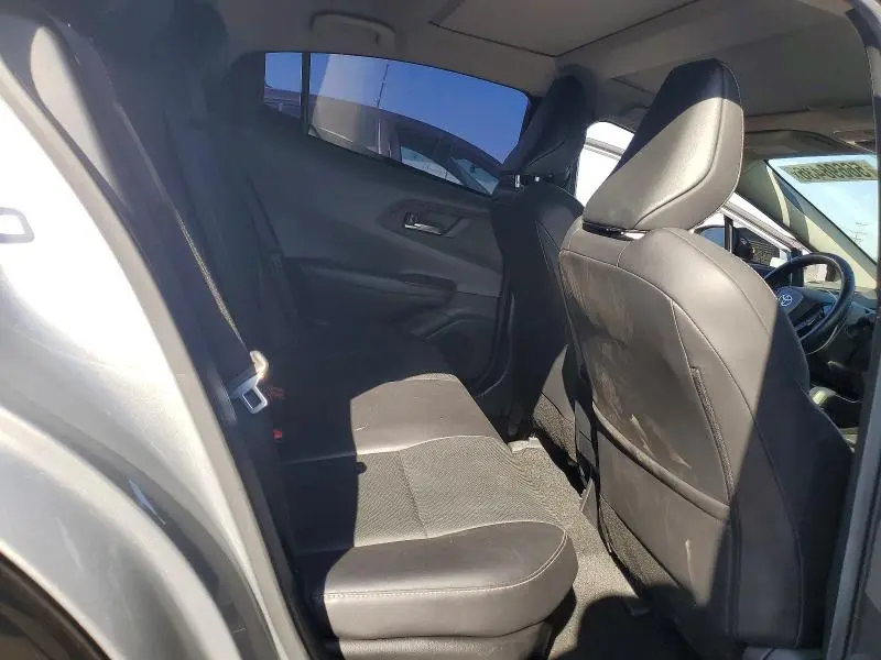 2023 TOYOTA PRIUS XLE  