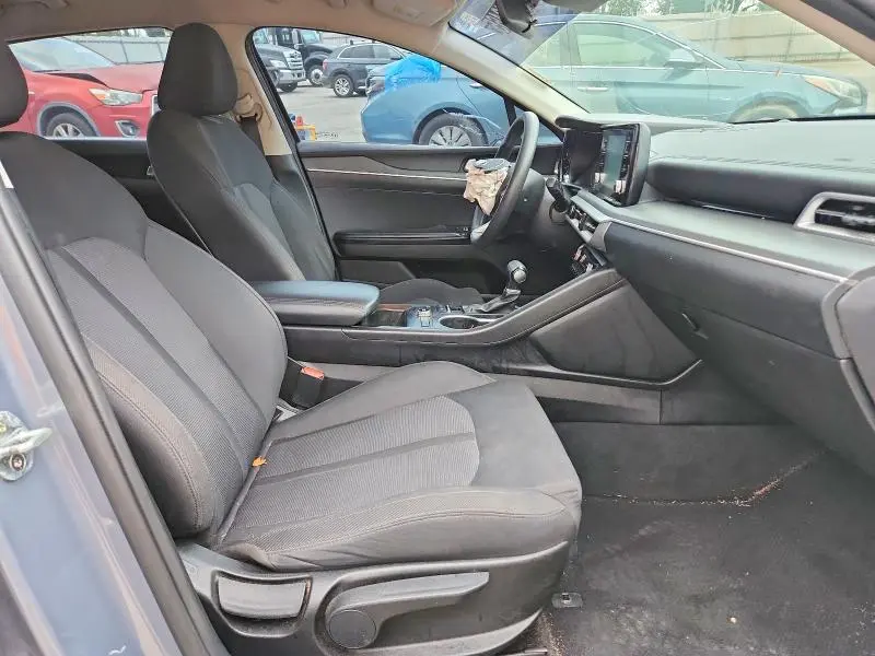 2021 KIA K5 LXS  