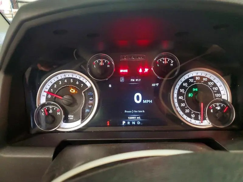 2014 RAM 1500 SLT  