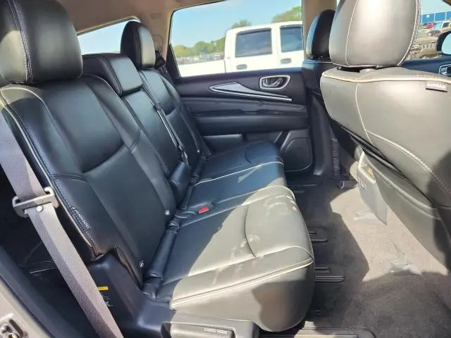 2020 INFINITI QX60 LUXE  